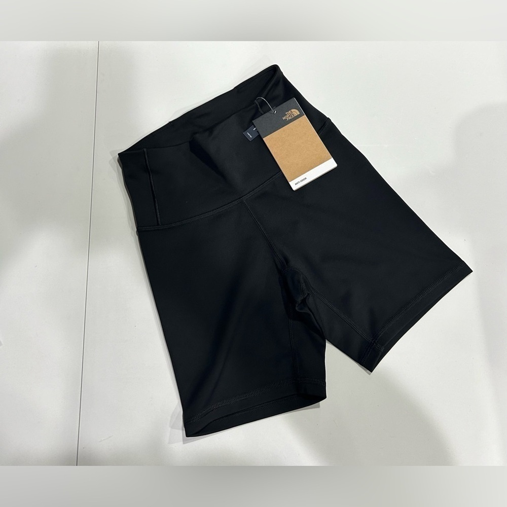 The North Face Women’s XS Dune Sky Tights Shorts Black NWT 6" Inseam Soft